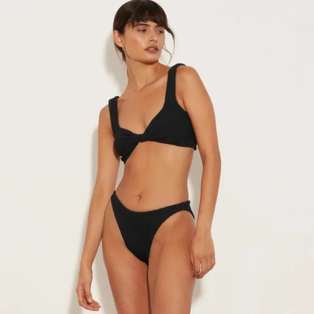 Hunza G Juno Crinkle Twist Two-Piece Swimsuit Black OS NWT 270$